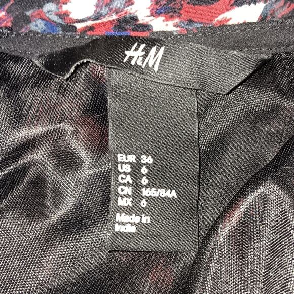 H&M Abstract Printed Maxi Dress Size 6 - Picture 6 of 6